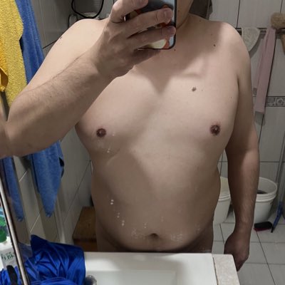 #NewProfilePic (新個人資料照片)