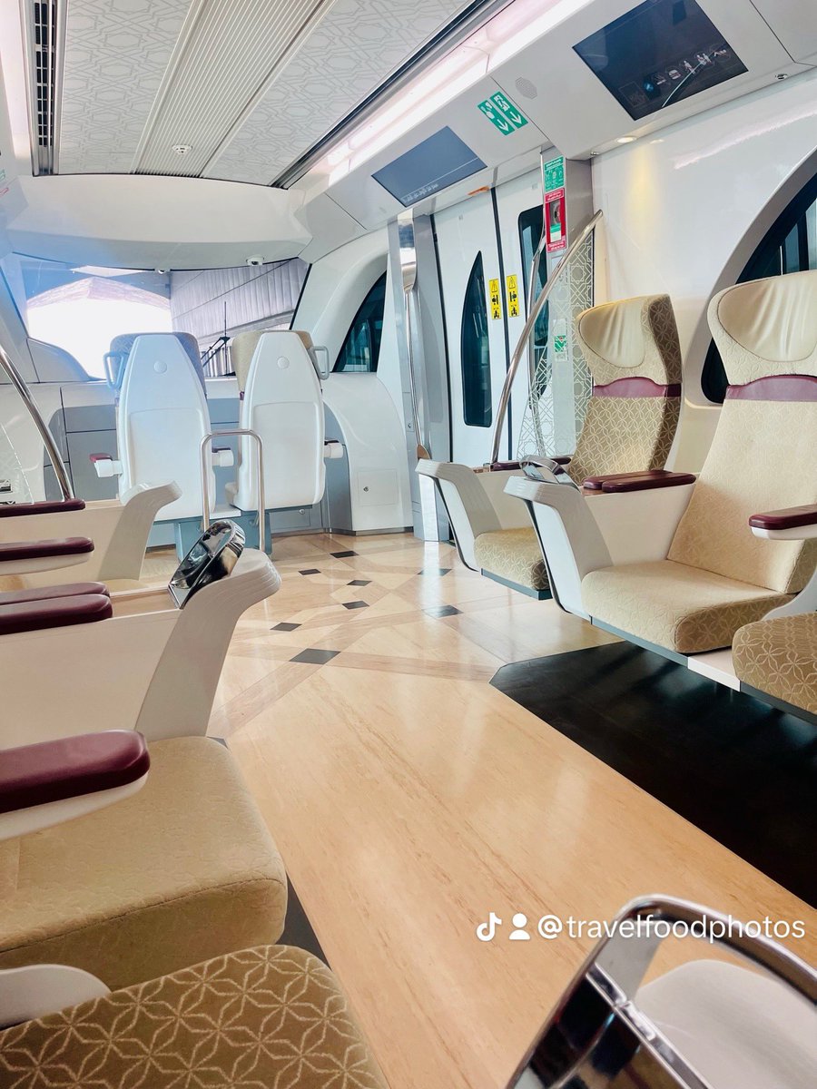 #Qatar Doha Metro Gold Class

 #rail #transport #tourist #tourism #citytour  #metroline