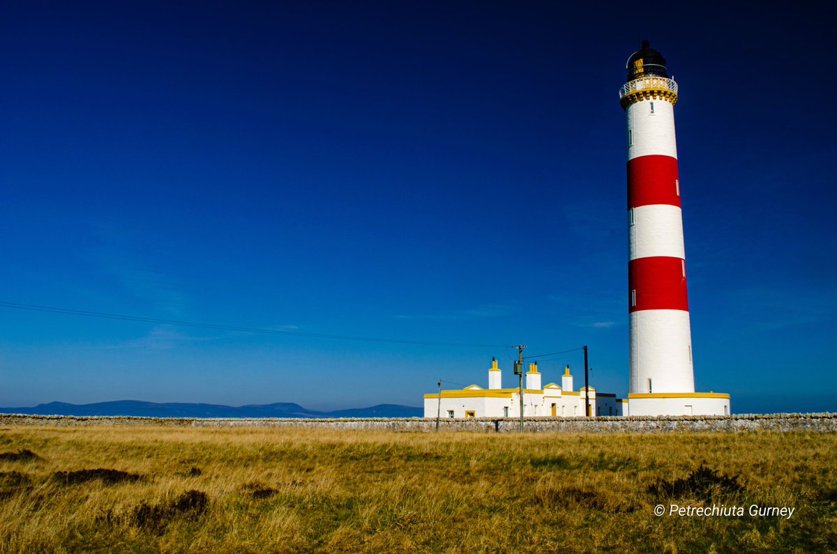 Yeshuas2025's tweet photo. Light house at the Highland of Scotland #Scotland #Lighthouse #photography #landscapephotography #landscape #nikonphotography #rawphotogtaphy #printphotography #tourismphotography #beautyofscotland #bluesky #fypシ #FYP https://t.co/kJSP6AHyu9