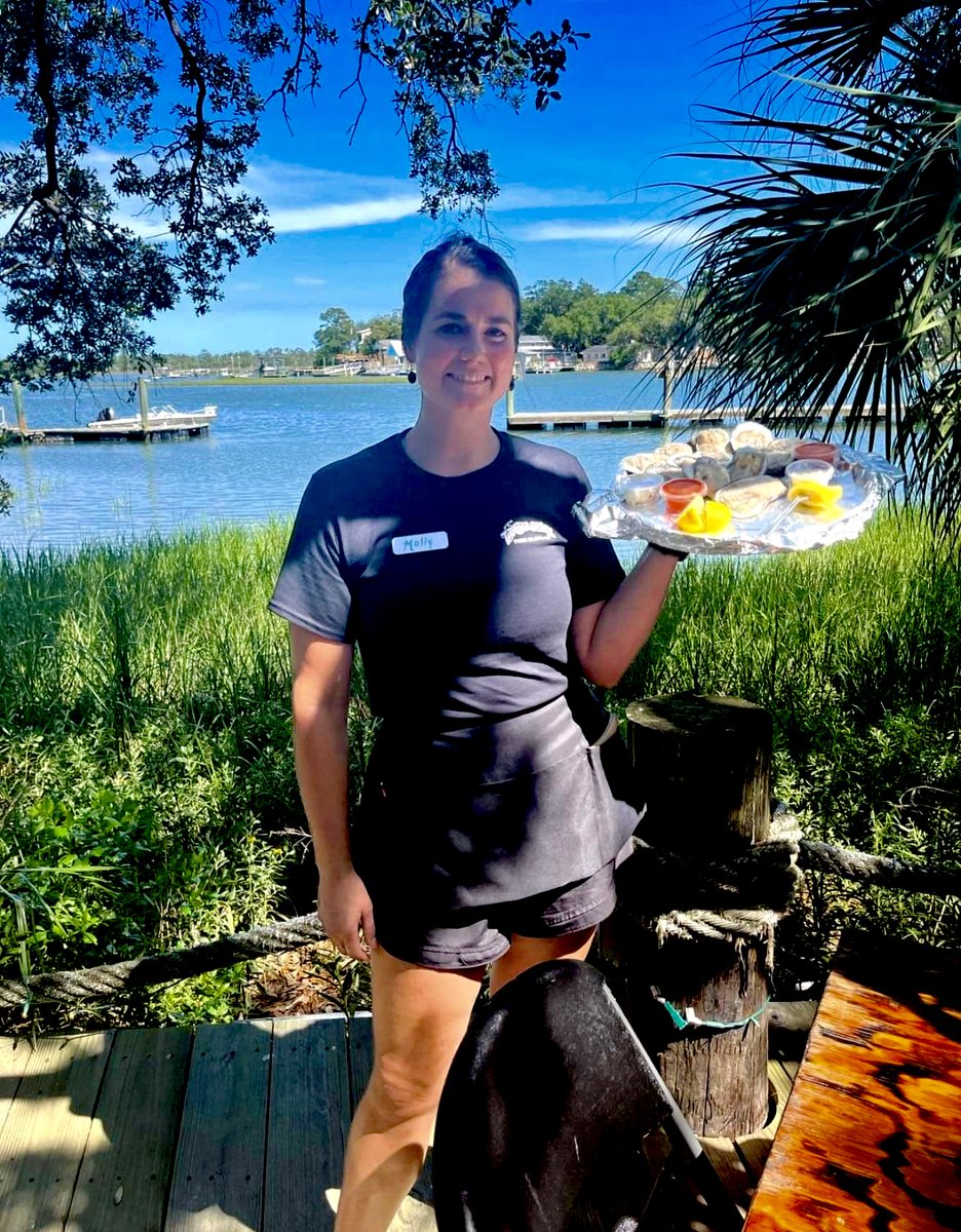 CrabShackTybee's tweet photo. ‼️🔔🌞 ALERT!! 🔔‼️✨
.
The Original Crab Shack offers all the nutrients you need for your New Year’s Resolution!
☀️ ➕ WATER ➕ SMILES ➕HEALTHY
.
For more ℹ️ go to https://t.co/hnCMpMLXKa
#outdoorliving #diningoutside #diningout #seafoodrestaurant #crablegs #crab #crabshack https://t.co/41IjV70E99