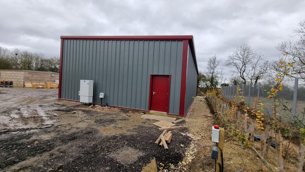 lgs_ltd's tweet photo. Happy New Year to All!

Delighted to have handed over the 5th  fully insulated #lightindustrial building for a repeat client in #lincolnshire just before Christmas.

NO defects. NO snags. NO variations.

ONE very happy customer!

#LGS #LGSProjects #coldrolled #steelframed https://t.co/qTXTOdxtOU