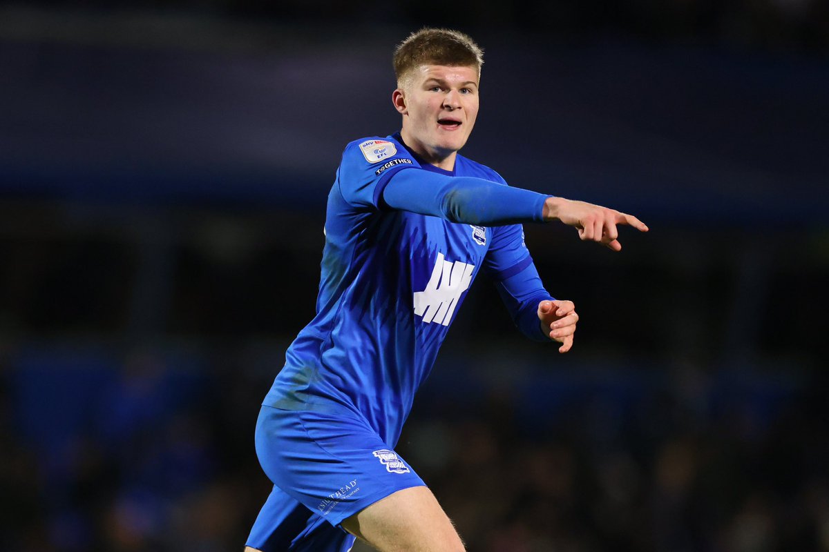 FabrizioRomano's tweet photo. ⚫️🔵 Atalanta sent formal bid to Birmingham City for Jordan James, talks advancing between the two clubs.

Initial fee will be around €4/4.5m plus add-ons.

🏴󠁧󠁢󠁷󠁬󠁳󠁿 Welsh midfielder born in 2004 has agreed on personal terms, as TMW called. https://t.co/DlYQfFf6i6