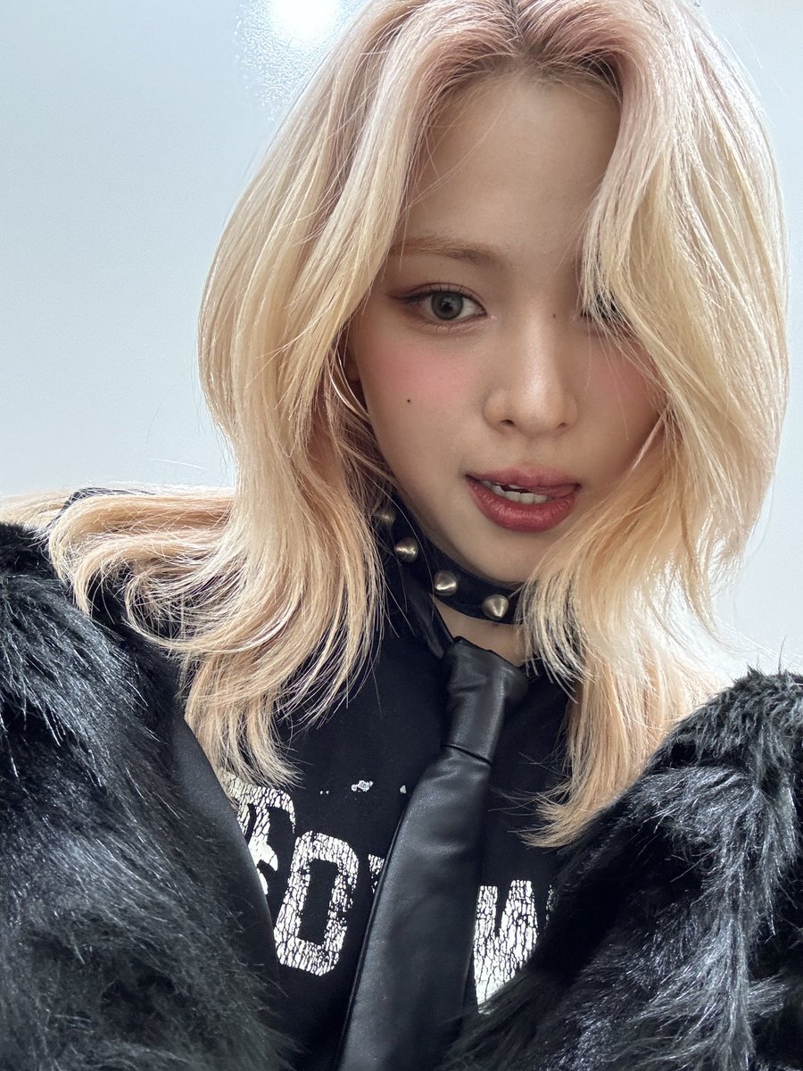 ryujinbbl's tweet photo. 240102 🐱💭 https://t.co/IUZtLJPpCL