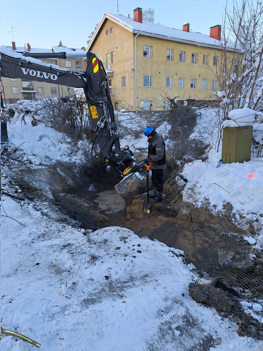 -25 C on aika rapea keli vesijohdon korjaukseen. #Vesihuolto #JämsänVesi