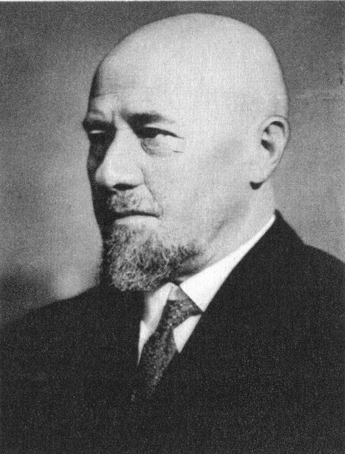 Aleksander Prystor, born #OTD in 1874, was part of the Polish Legions during WW1 and fought in the Polish-Bolshevik War. In independent Poland, he served as a Prime Minister. In 1940, he was arrested by the NKVD and died one year later in a prison hospital in Moscow.