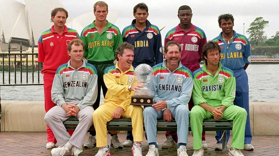 reading_cricket's tweet photo. Totally agree with @ajarrodkimber on his take about what made 92 kits memorable in their #Crickpicks EP 2 with @DeafMango &amp; @Estelle_Vasude1 

Colorful but not shiny, uniform &amp; complementary in design, and the material looks great.

Such eye candy.

#CricketTwitter https://t.co/MGRCTKAosF