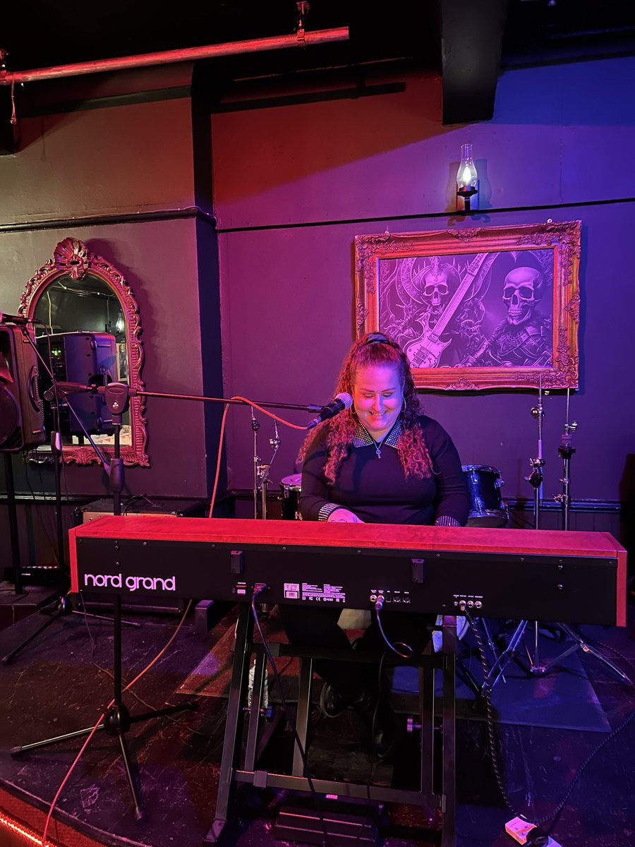 Happy 2024 everyone!! Wishing all of you a productive, exciting and prosperous year ahead🎆

Looking forward to sharing some new music this year…🎶

#newartist #NewMusicDaily #singersongwriter