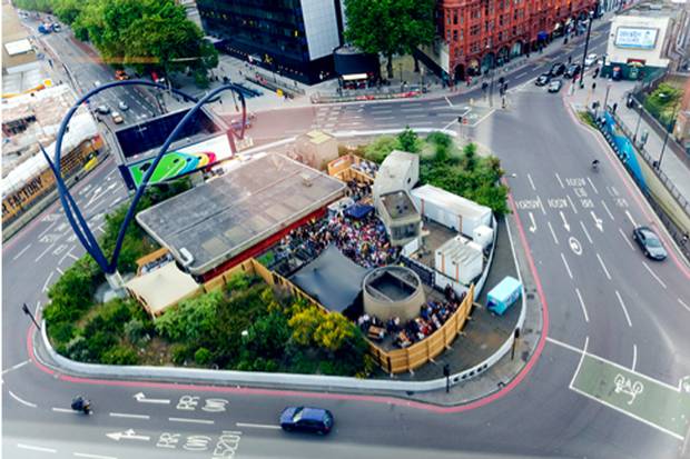 oldstdistrict's tweet photo. @TfL are working closely with @IslingtonBC and @hackneycouncil to make the area around Old Street station more friendly for people walking and cycling. 👷 🏗️

Stay up to date. 👇

🔗 https://t.co/rL5ygIUiBq 📲

✅ Works will be completed all works by early 2024.

#oldstreet https://t.co/CfsZ9mZ1xc