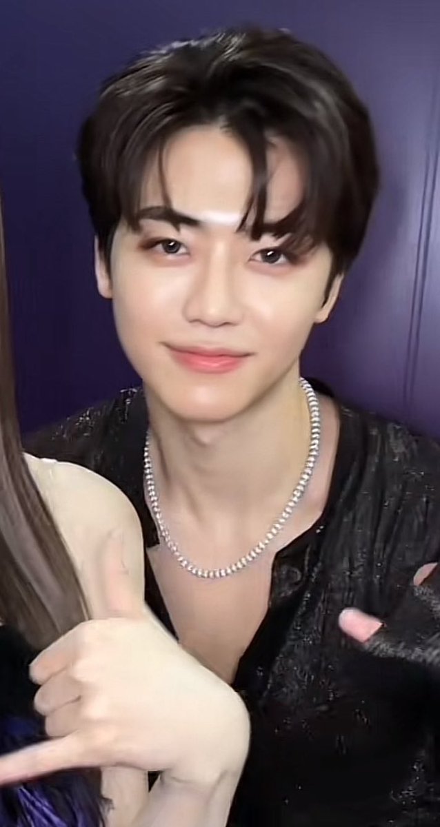 까우 lll tweet media