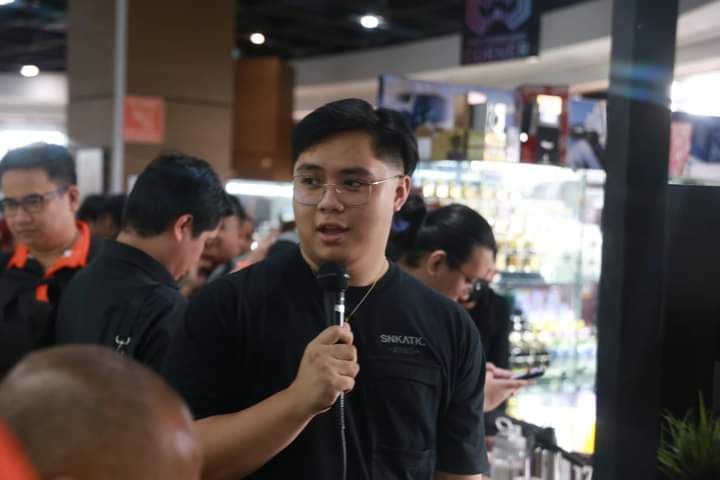 TCJigs's tweet photo. 2023 was incredibly exciting thanks to @fabtcg. Can't wait to be more active in the fab sceen this 2024!

Shoutout to @carloople and team unbox! I dont know any of your twitter handles! 😂 😂 😂 https://t.co/1ZSioZNhRj