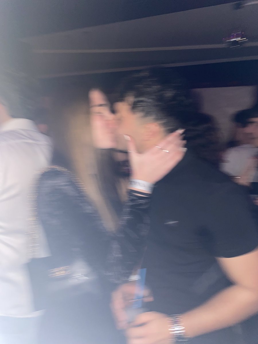 por otro año más a tu lado 💛