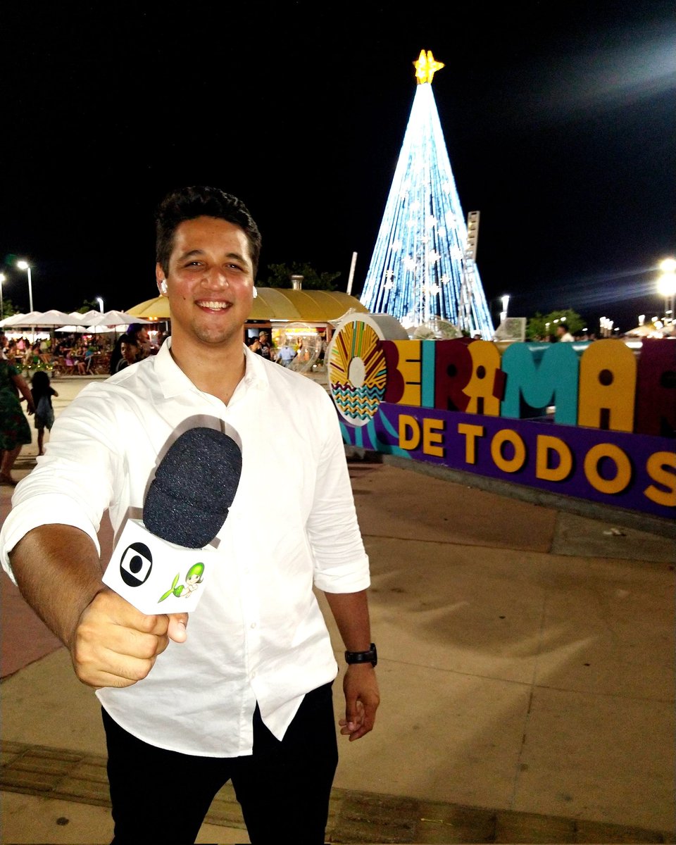 bdavicesar_'s tweet photo. Foi dada a largada em 2024... Por aqui, expediente cheio no 1º dia do ano. Sol, chuva, praia e festa! Vamos juntos 🎉 https://t.co/qXdDFLerdm