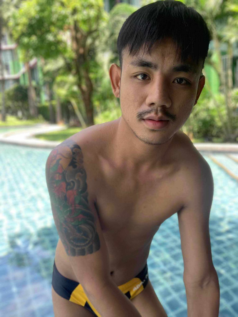 เล่นน้ำด้วยกันไหมครับ