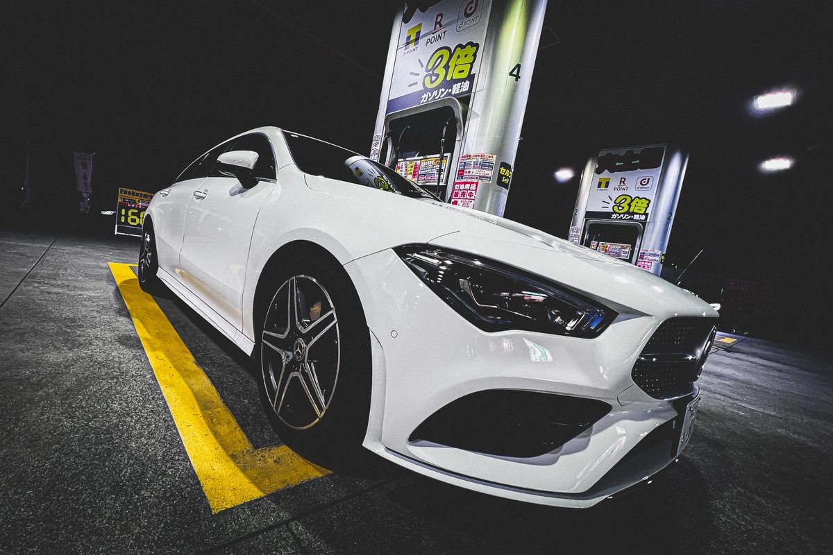tetsukz_E04's tweet photo. 満タン給油😋
#CLAShootingbrake #Mercedesbenz https://t.co/39NsGs8S1h