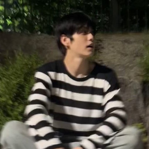  . ݁⋆ lishie 𖣂 ݁˖ . ݁ tweet media