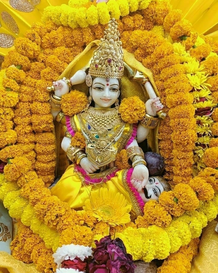 baglamukhipuja's tweet photo. माँ बगलामुखी आप सभी पर अपनी कृपा और आशीर्वाद बनाए रखें। जय माँ बगलामुखी। https://t.co/WofsUtwr4V