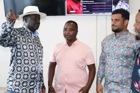 AzimioQueen's tweet photo. PM @RailaOdinga touchdown Mombasa.

@A_S_Nassir https://t.co/YMvsBCzLen