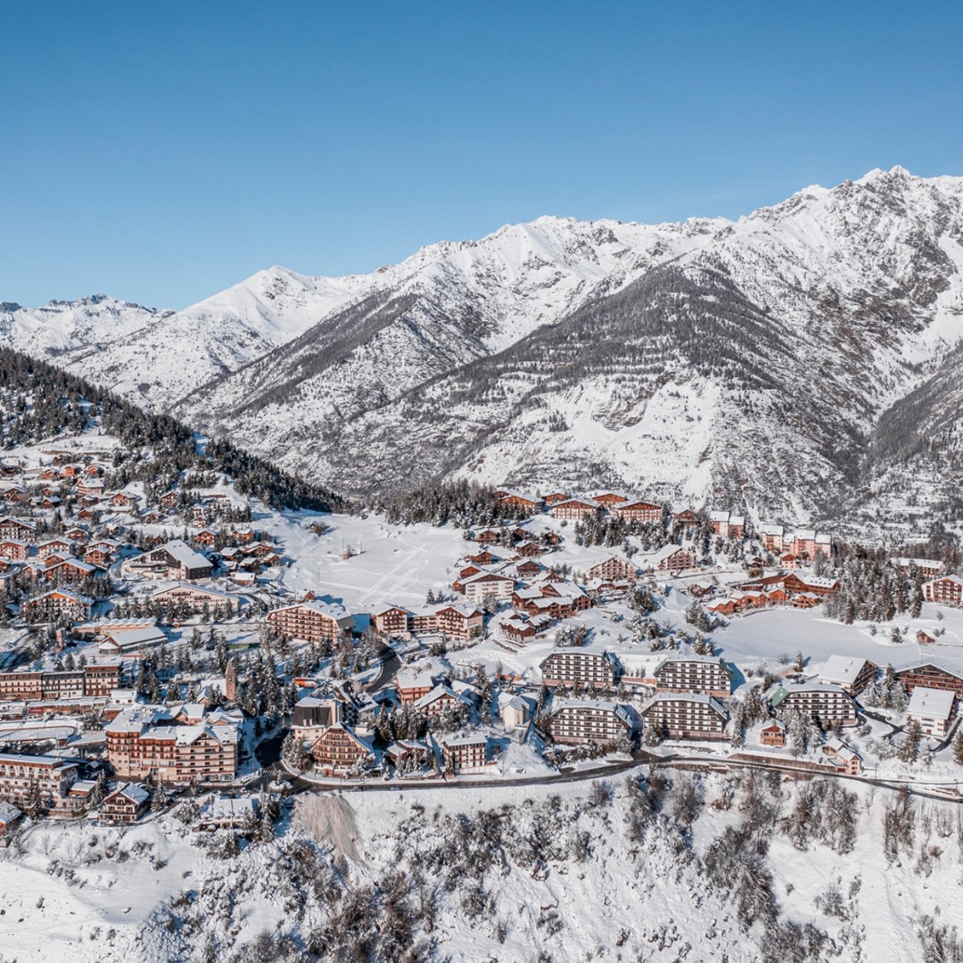 [Article <a href="/Le_Figaro/">Le Figaro</a>]

Soleil généreux, évènements festifs, lieux culturels d'exception : pas de doute ...  l'hiver est la bonne saison pour visiter Nice Côte d'Azur !
Parcourez les idées de visites de Florence Donnarel 👇
lefigaro.fr/voyages/guides…

#ExploreNiceCotedAzur