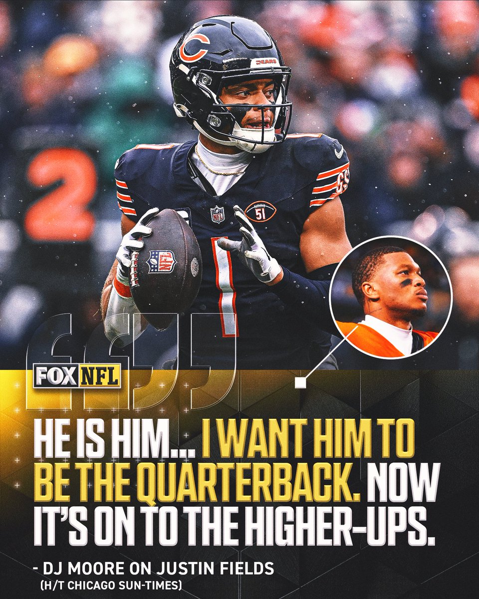 NFLonFOX's tweet photo. Should Justin Fields be the Bears QB1 next season? https://t.co/3ZaSntElLz