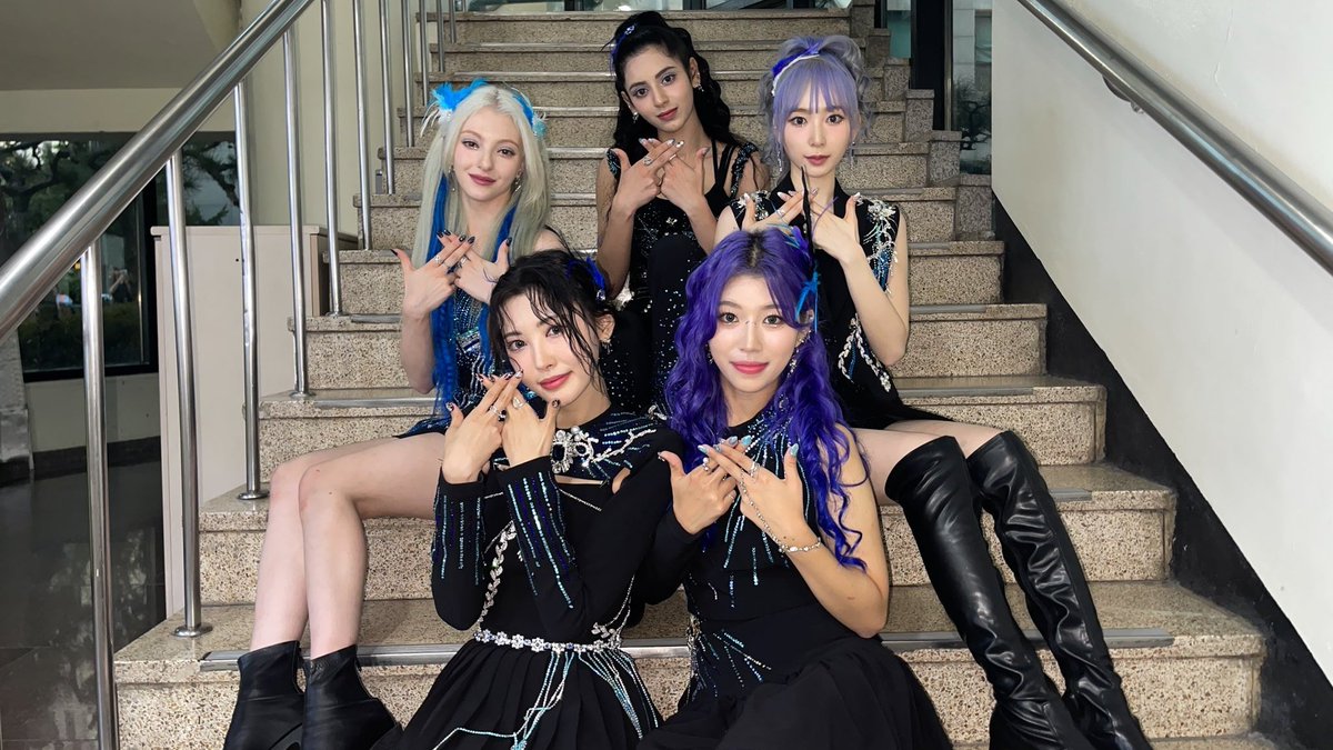 XinGlobal's tweet photo. [CHART] 📈 SYNCHRONIZE has surpassed 500k streams on Spotify, this is X:IN 2nd song to reach this milestone.
https://t.co/qmYr7IpKSS https://t.co/Re5gb6kjzG