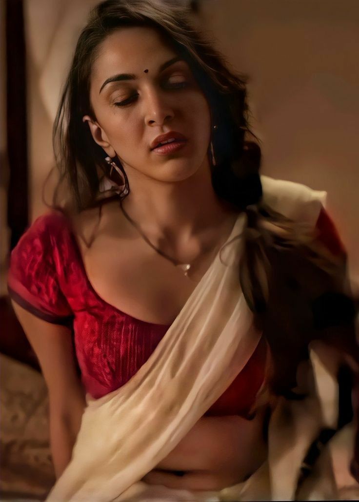 GC2-dHAWEAAM7Hg?format=jpg&name=medium