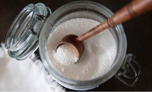 Le #percarbonatedesoude est une alternative écologique à l’eau de javel ✨ 💚

Son fort pouvoir #détergent, #blanchissant et #désinfectant en fait un allié indispensable pour le linge 🧺 et la maison 🧼

#percarbonatedesodium #blanchirlelinge #détachant

👉bit.ly/3S2Ceoc