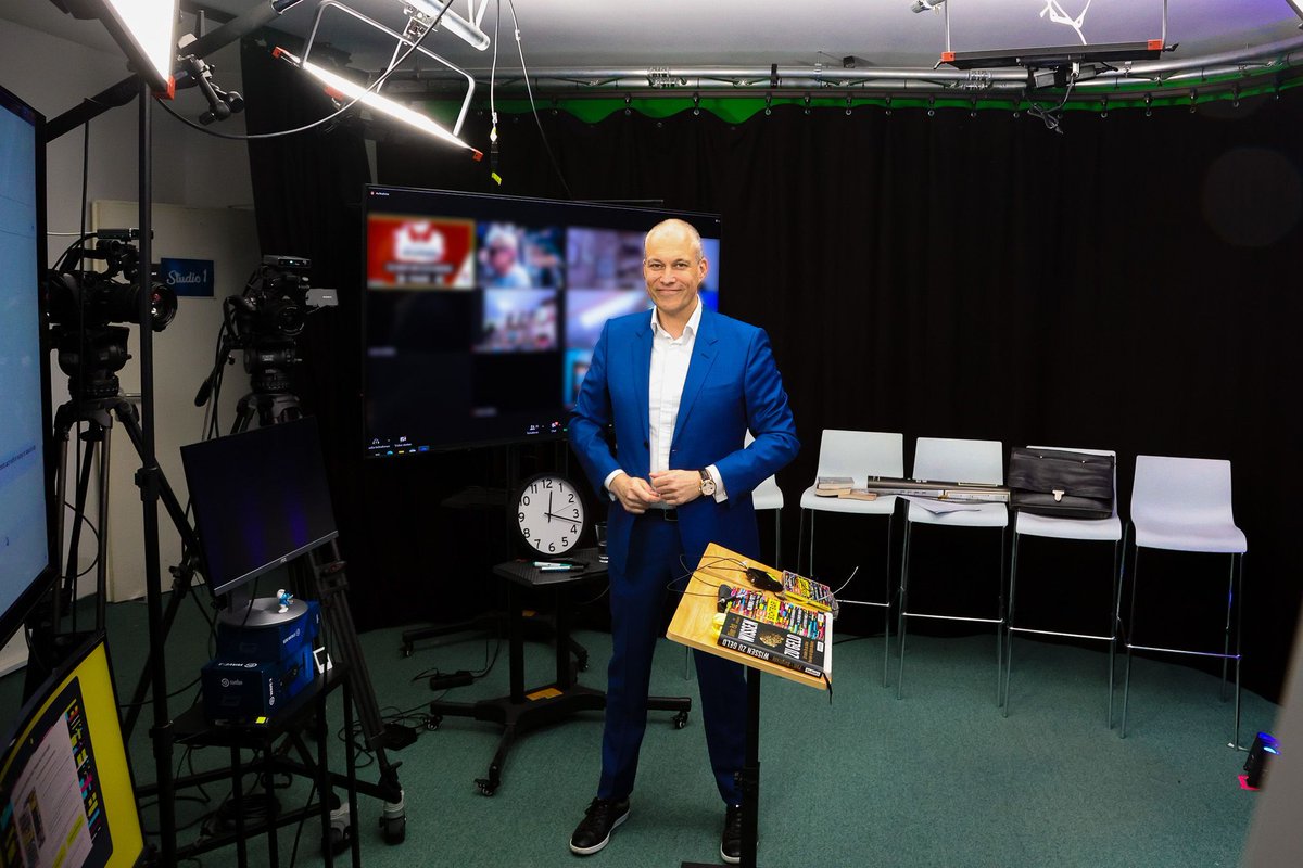 Dr. Oliver Pott tweet media