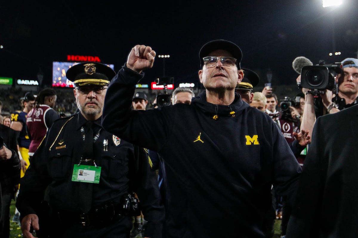 Went live late last night with <a href="/VanBergen53/">Ryan Van Bergen</a> after the dust cleared on the semifinal games to discuss the Rose Bowl and much more.

Watch/listen here: on3.com/teams/michigan…
