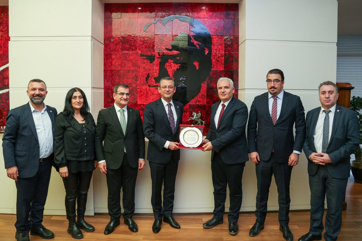 eczozgurozel's tweet photo. Anadolu Güç Birliği Konfederasyonunu oluşturan altı federasyonun başkanları ile Genel Merkezimizde bir araya geldik. https://t.co/8vHox1s9pJ