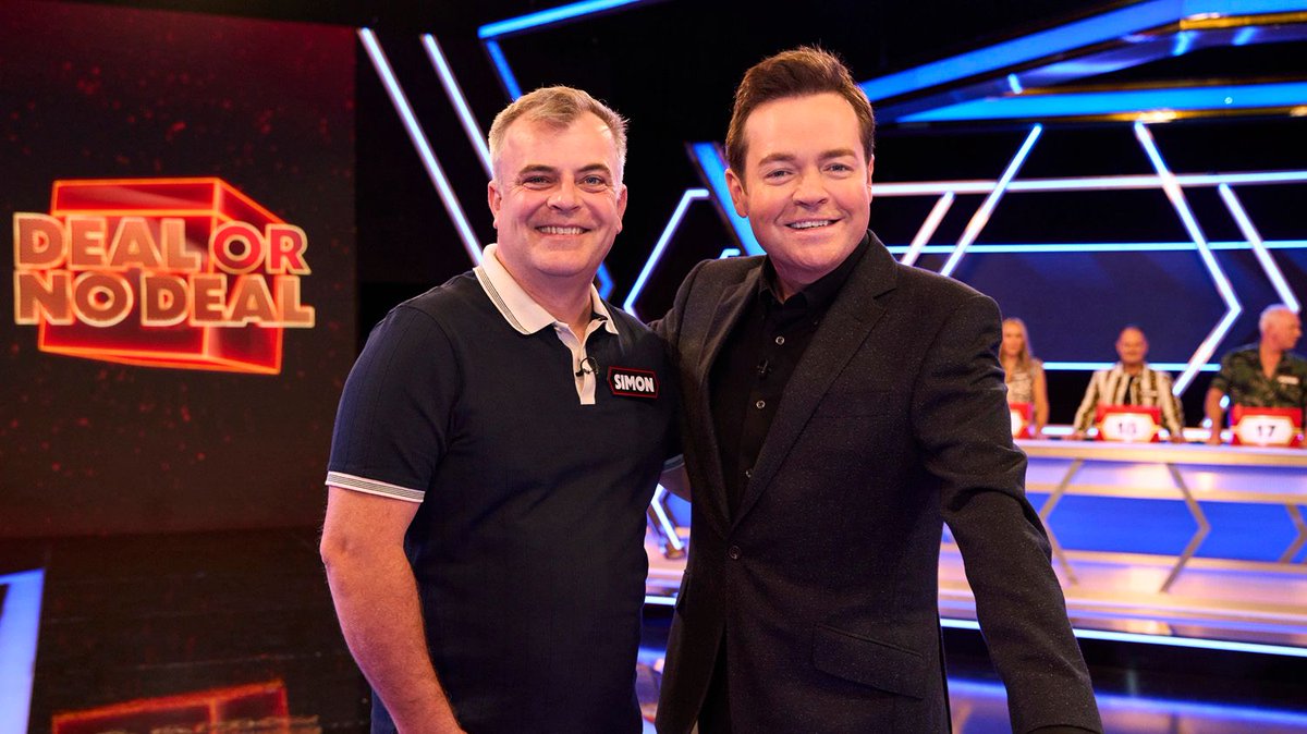 #DealorNoDeal announce celebrity special with Corrie's #SimonGregson. bit.ly/3vh7Nlf