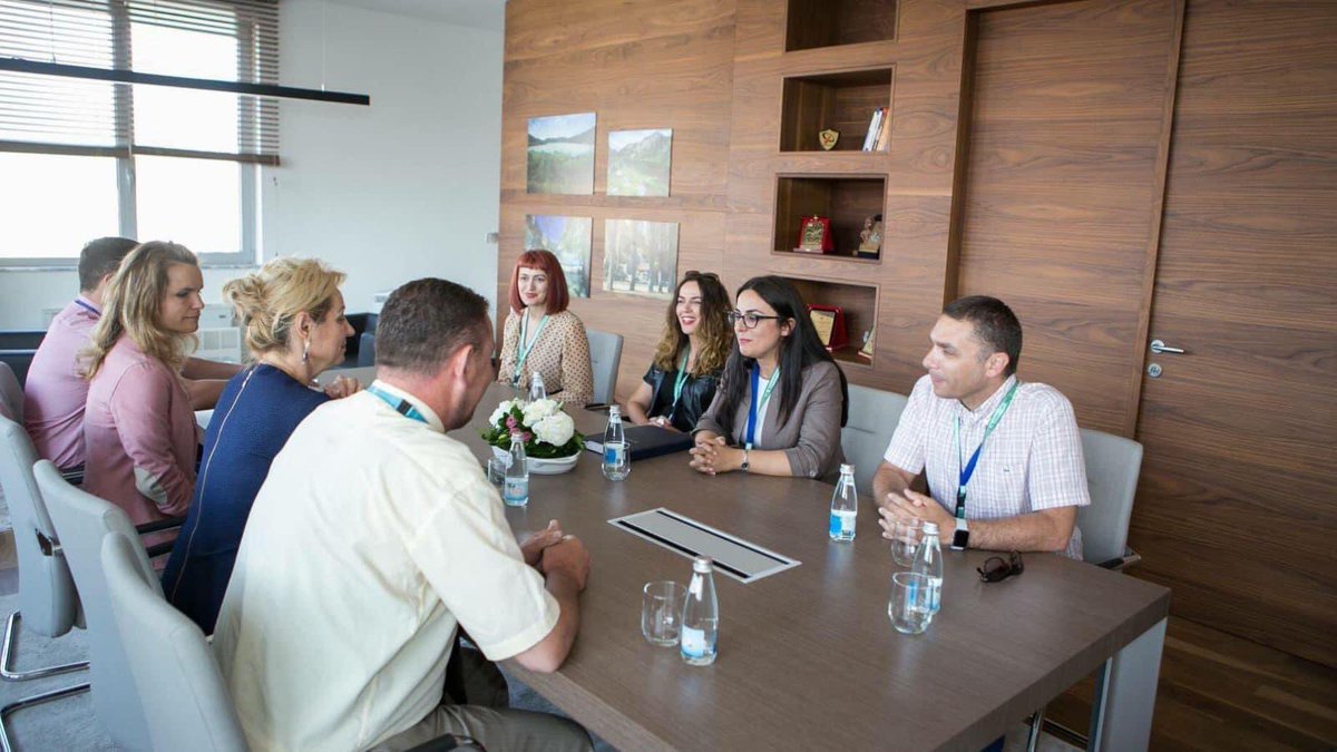 Can’t believe it’s been seven years since I, together with Jehona Lushaku, Zake Prelvukaj &amp; Eliza Hoxha, handed a petition with 5.000 signatures to then Head of EU Mission in #Kosovo 🇽🇰 Nataliya Apostolova asking for immediate #Schengen Visa liberalization for Kosovars. A process