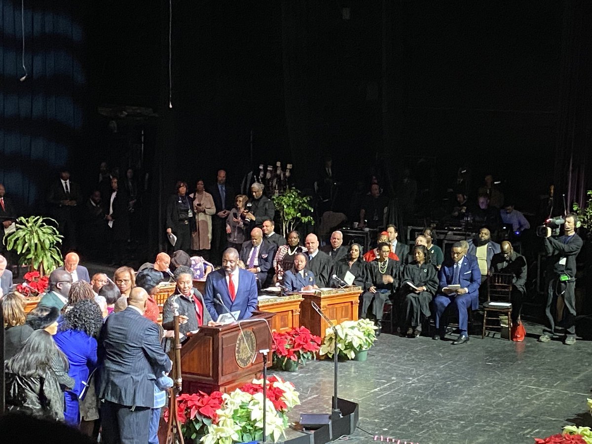 nfoizen's tweet photo. Our 100th Mayor! Cherelle Parker swearing in and celebrating partnership with newly elected Council President Johnson and sharing her vision for the next 100 days! @PhillyMayor @PeopleforParker https://t.co/tr6Z4gP9Rn