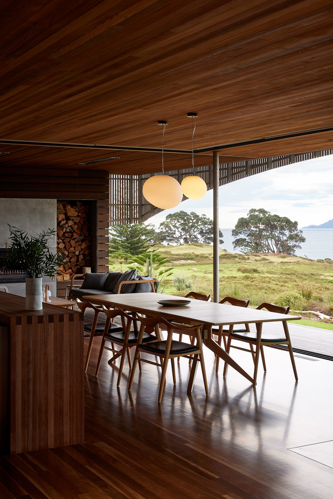 linear_magazine's tweet photo. Where waves meet dunes

—Dune House, by Herbst Architects https://t.co/NJeJzzXVa8