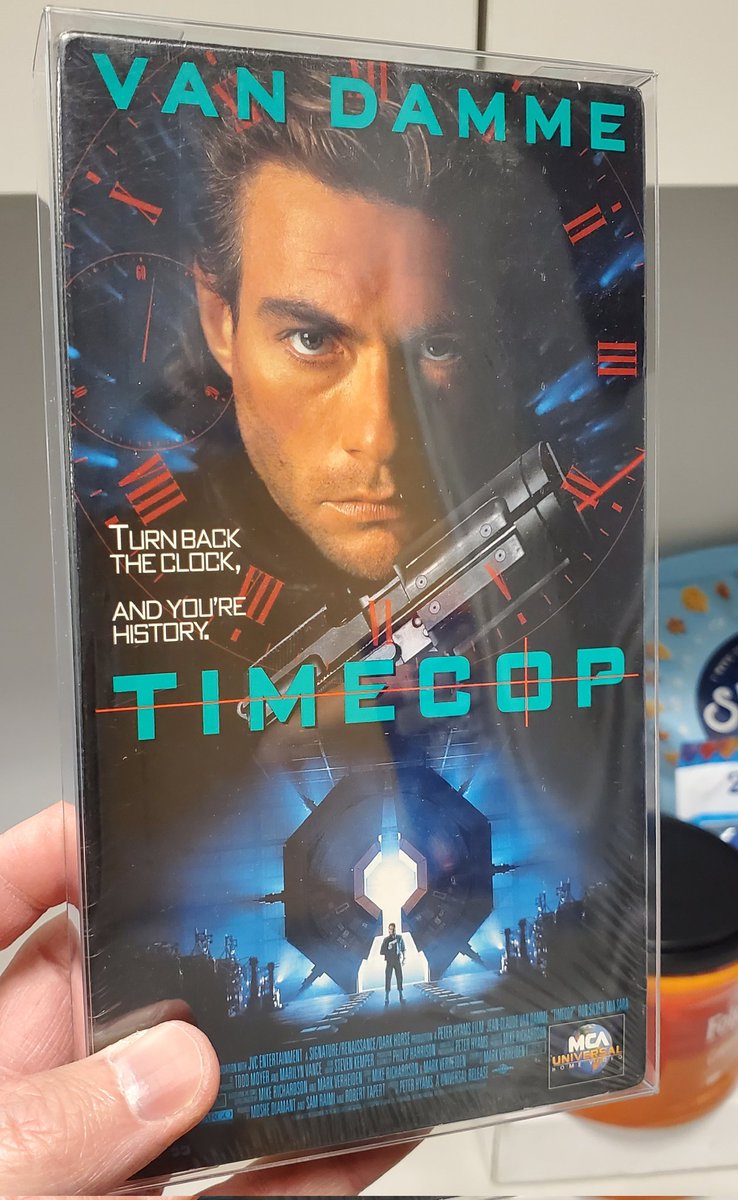 GentleOnJames's tweet image. i found #timecop on vhs, brand new, factory sealed! @TonyKhan!

"they killed his wife 10 years ago... there's still time to save her"