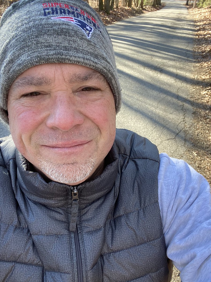 Jpp_413's tweet photo. Getting my steps in…..2024 is gotta be healthier….starting slow but starting just the same….
#walkbeforerun
#goals
#getdown25 https://t.co/szoNlF4P9j