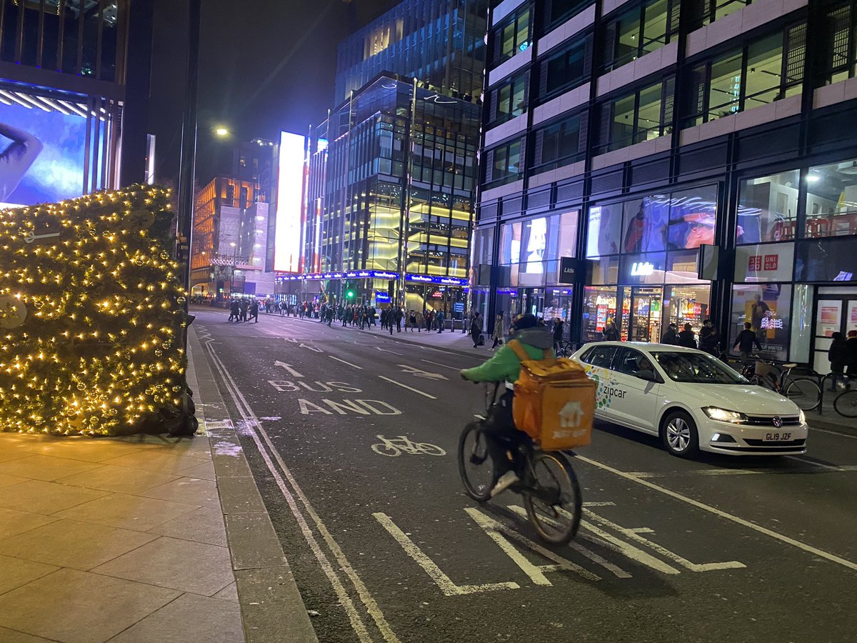 Windy day in <a href="/London/">London</a>