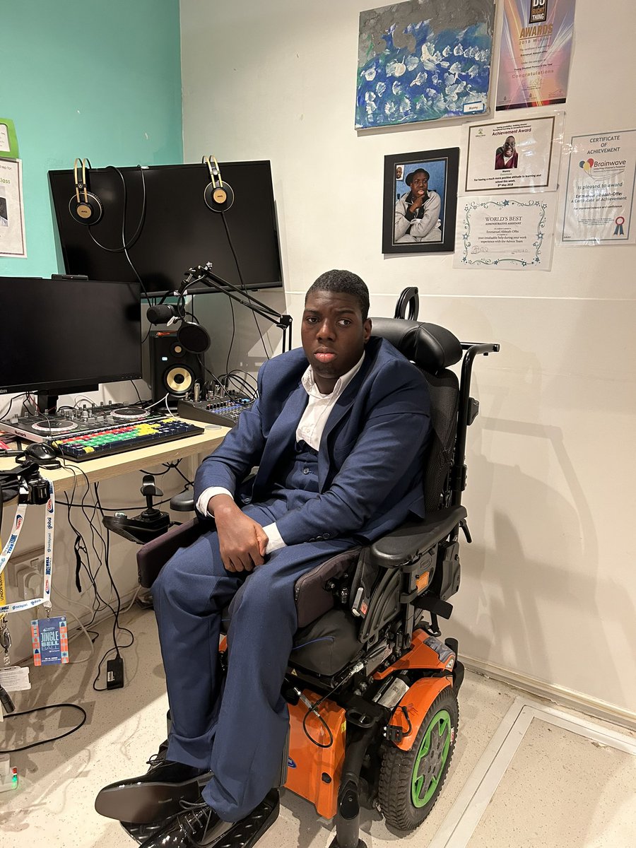MannieOffei's tweet photo. I’m a disabled person and have cerebral palsy with learning disabilities. But I think I’m different and handsome. 
What do you think? #dissability #BeautyAndTheBeast #learningability https://t.co/2QFCLg2t9D