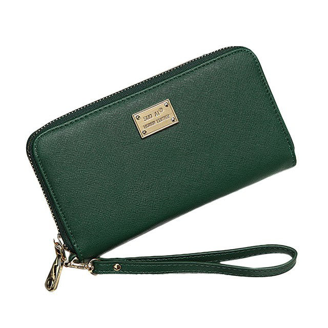 bashilora75727's tweet image. &quot;🌟 Elevate your style with our new collection of women&apos;s wallets and coin purses! 👛 Explore the finest leather craftsmanship and chic designs to keep your essentials organized. Click on this link to shop now bit.ly/3RHe29z #FashionForward #WalletEssentials #LeatherLove