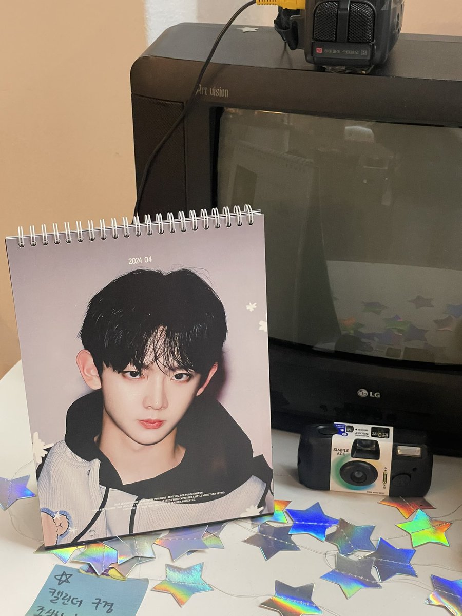 eonnnnnnnnnniii's tweet photo. 📍카페 미올

언떤 담비로 가득한 카페🐻‍❄️ 
승언아 생일축하해🤍

#Eontitled
#輝いてた君と僕の時間 https://t.co/ewr6NHulNS
