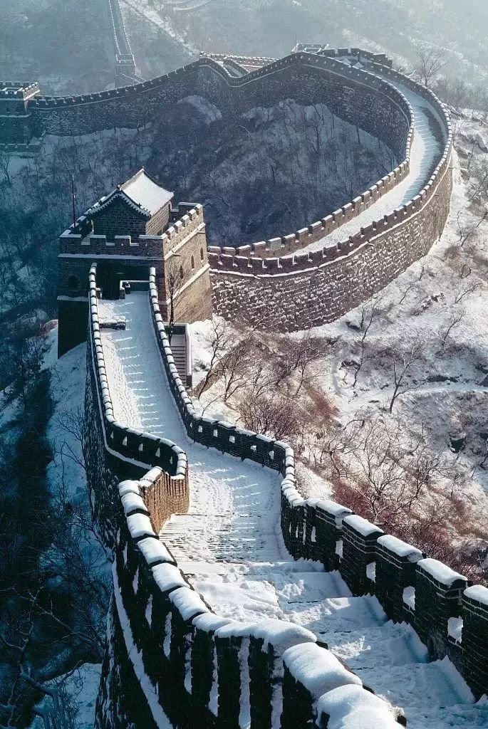xiaoyif15996958's tweet photo. The Beautiful Great Wall❄️🏞️ https://t.co/1xE1YrVhoG