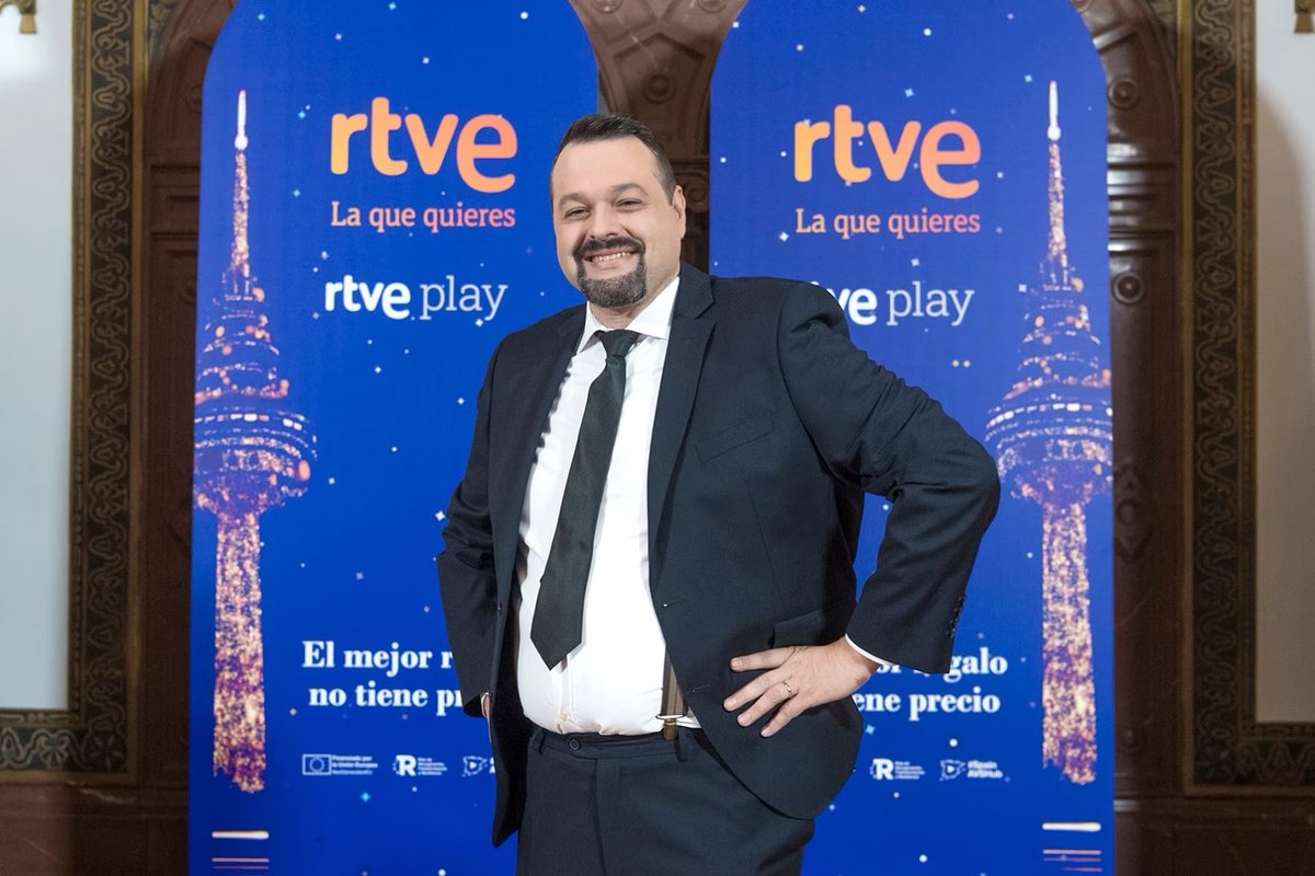 MartĂn Llade (@martinllade) on Twitter photo Un año mĂĄs, han sido muchĂsimos mensajes, llenos de cariño y simpatĂa la mayor parte. SĂłlo puedo dar las gracias por haber podido seguir este concierto de Año Nuevo de <a href="/Vienna_Phil/">Vienna Philharmonic</a> junto a un pĂșblico tan estupendo y entusiasta ÂĄViva Mozart! <a href="/rtve/">RTVE</a> <a href="/rne/">Radio Nacional</a> <a href="/radioclasica/">Radio ClĂĄsica</a> <a href="/La1_tve/">La 1</a> Un año mĂĄs, han sido muchĂsimos mensajes, llenos de cariño y simpatĂa la mayor parte. SĂłlo puedo dar las gracias por haber podido seguir este concierto de Año Nuevo de <a href="/Vienna_Phil/">Vienna Philharmonic</a> junto a un pĂșblico tan estupendo y entusiasta ÂĄViva Mozart! <a href="/rtve/">RTVE</a> <a href="/rne/">Radio Nacional</a> <a href="/radioclasica/">Radio ClĂĄsica</a> <a href="/La1_tve/">La 1</a>