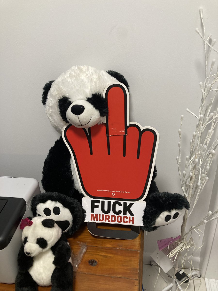franban6's tweet photo. @MFWitches #FuckMurdoch https://t.co/Gtlgekb6fj
