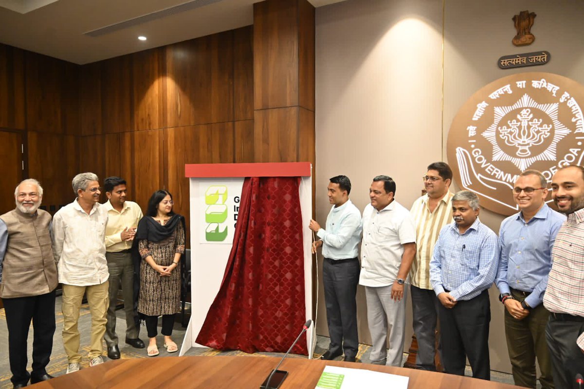 MauvinGodinho's tweet photo. Unveiled the dynamic New Logo of Goa #IndustrialDevelopment Corporation (#GoaIDC) along with our Hon’ble Chief Minister @DrPramodPSawant, #GIDC Chairman Shri. @ReginaldoGoa, Principal Secretary (Finance) Dr. V. Candavelou (IAS), GIDC MD Shri. P. Pravimal Abhishek,- (1/3) https://t.co/z4HNKVU4RY