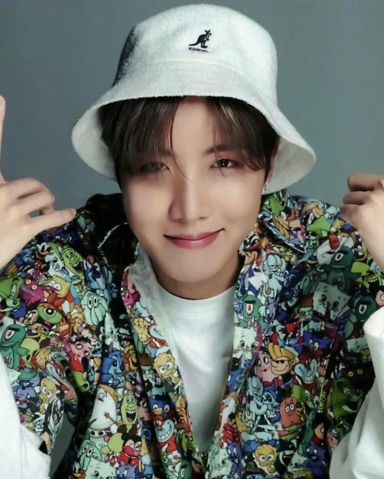 ARMYMomCT2020's tweet photo. 9.5 months until Hobi comes home 💜 https://t.co/ClD2YhbsFA