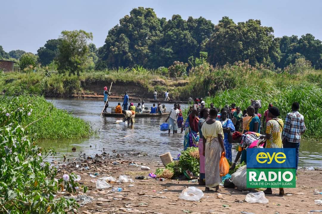 Miyen_mimdit's tweet photo. What's happening in Gondokoro, Juba County is not merely a disarmament exercise by the armed security forces but a decoy displacement to enforce a seamless but ruthless land grabbing by the military&amp; politico elites who've had their eyes on the Nile archipelago for years. #SSOX https://t.co/TpSctvIxUR