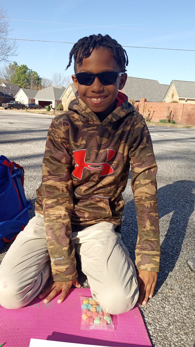 0H_DevourLilith's tweet photo. SOMEBODY HITS DOUBLE DIGITS (total his words) THIS JANUARY 10TH
MY OLDEST TYREN WILL BE 10 YEARS OLD ON THE 10TH BLESS IT BE π IM SO PROUD AN HAPPY
#BOYMOM #PROUDSINGLEPARENT π. https://t.co/3BUNVLEzd1