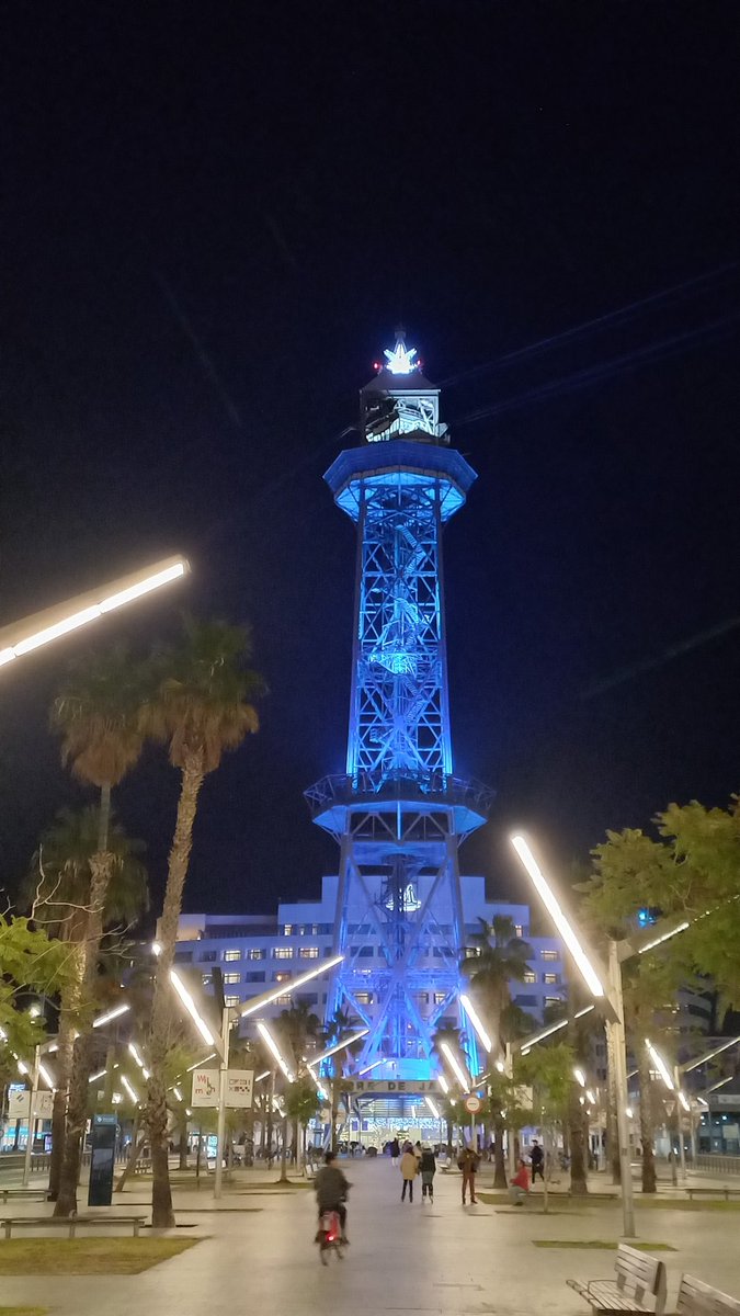 PaisatgesC's tweet photo. Passejant per Barcelona.
Torre de Jaume I. Telefèric del Port. #Barcelona #bcn #descobrirbcn #visitbcn https://t.co/2ugKYEFdxv