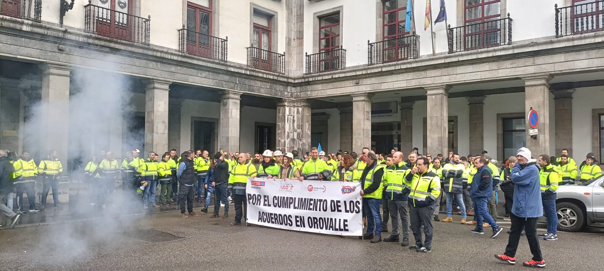 FIUSO_Asturias's tweet photo. #USOindustria Asturias El comité y la dirección de #OROVALLE alcanzan un acuerdo en el #SASEC que incluye la retirada de los expedientes a 6 trabajadorxs y una suspensión de 48h de movilizaciones para buscar vías de entendimiento en la negociación #Avanzamos #Líderes #Juntxs https://t.co/QFbgDnvylE