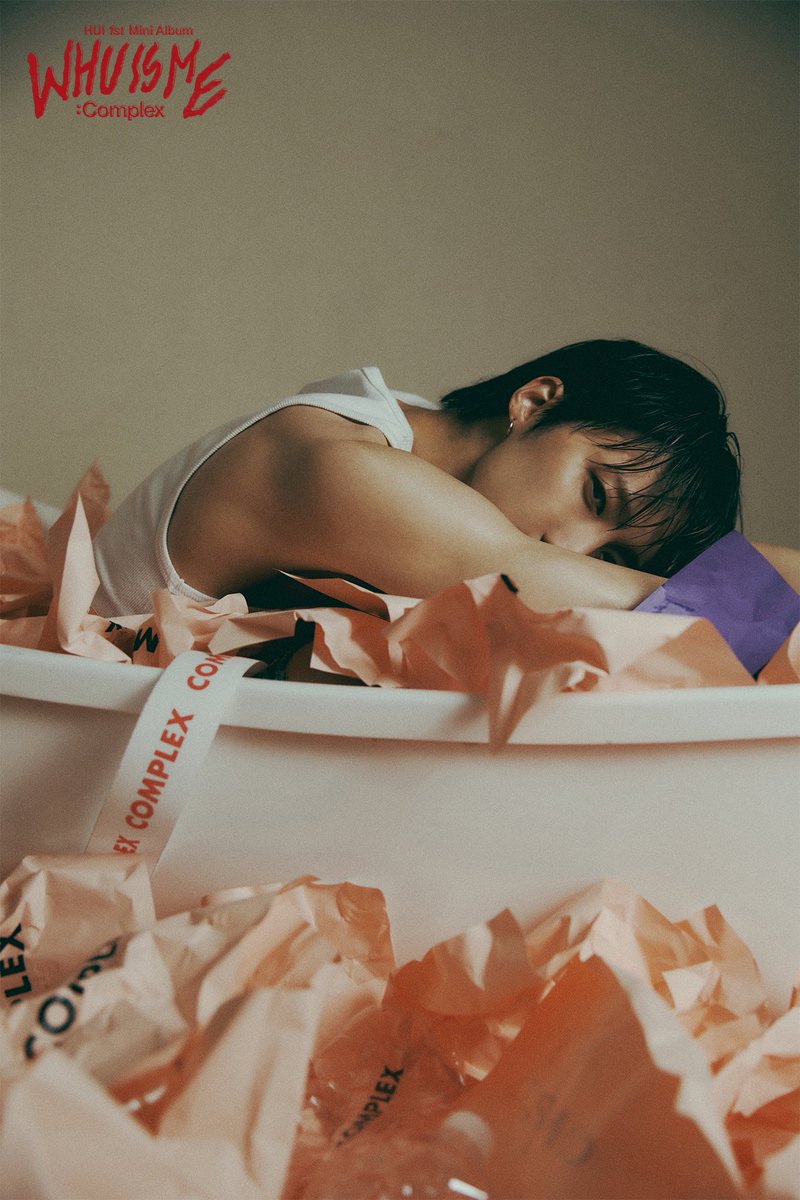 CUBE_PTG's tweet photo. 후이 1st Mini Album [WHU IS ME : Complex]
Concept Image #02

2024.01.16. 18:00 (KST)

#후이 #HUI
#WHU_IS_ME_Complex https://t.co/XtxWZeAzfT