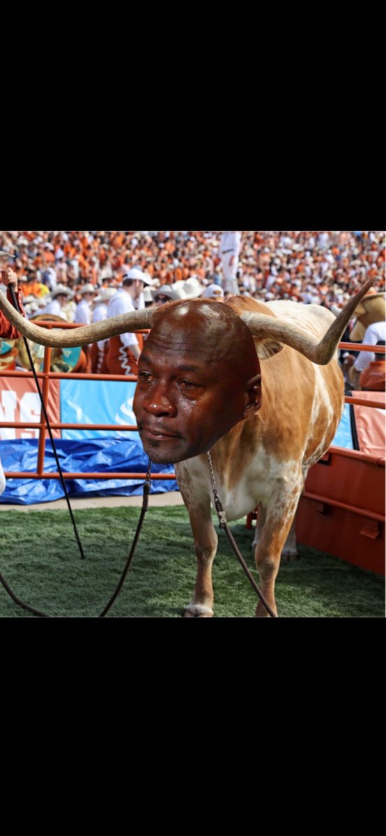 Huntermoon's tweet photo. @UTBarstool @ImDerBatman Y’all still sleeping or… 😂 https://t.co/1bmjHCD4Az